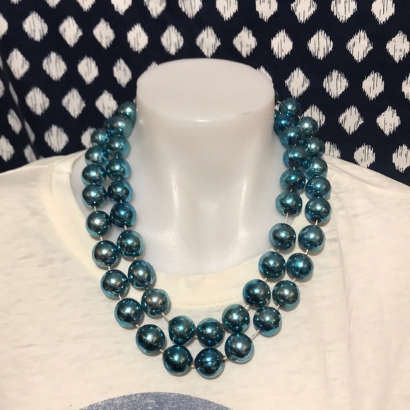 Jewelry - Blue Plastic Bead Costume Necklace Mardi Gras